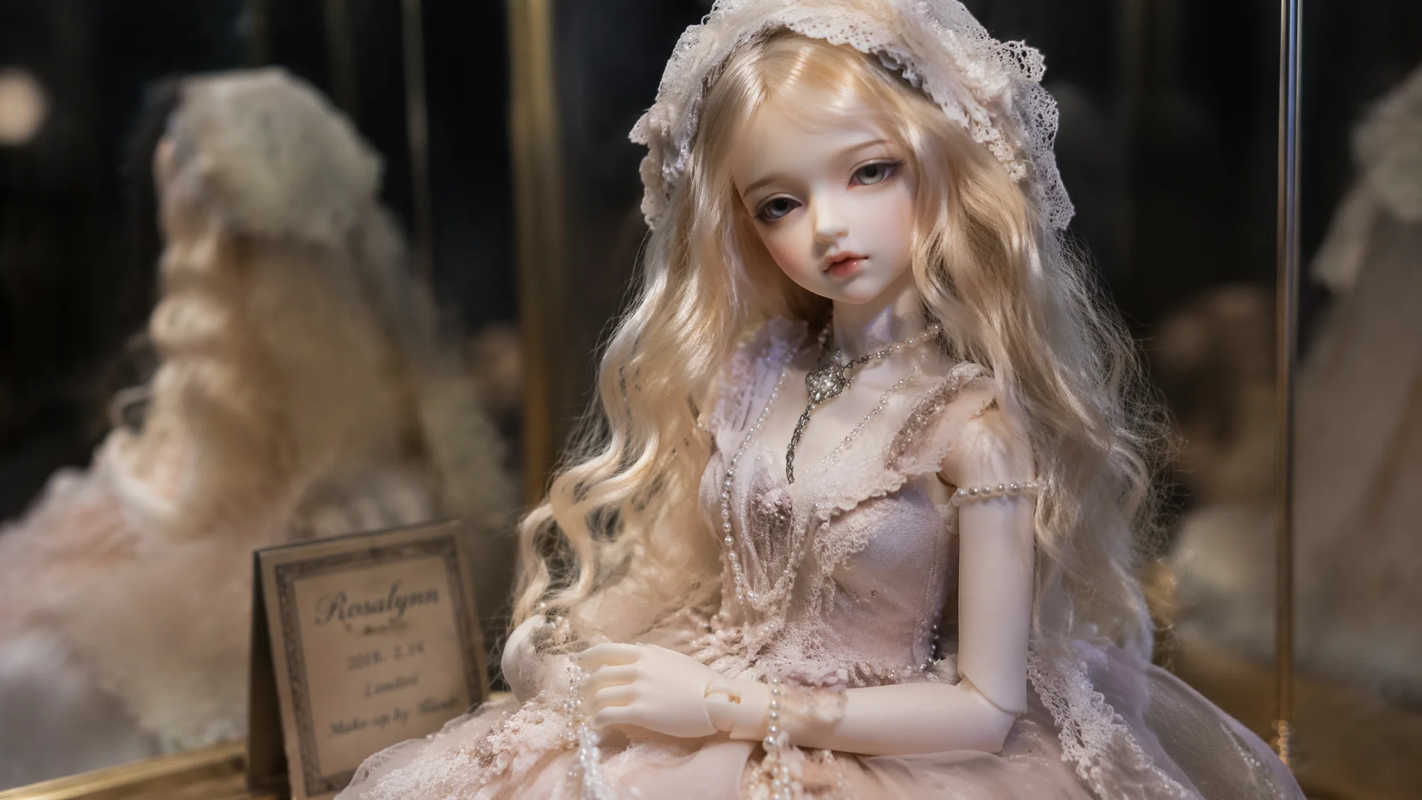 AI人偶娃娃绘画：球形关节BJD与精致洋娃娃的唯美视觉创作